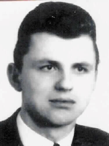 STEFAN WRONA