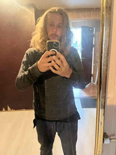 ADAM KLONOWSKI