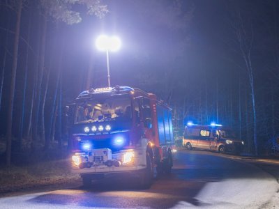 Nocne poszukiwania 81-latki. Była zaplątana w gałęzie